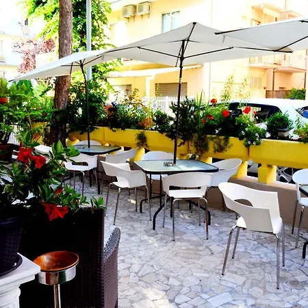 In Guest - New Cirene Big Quadruple Full Package Rimini