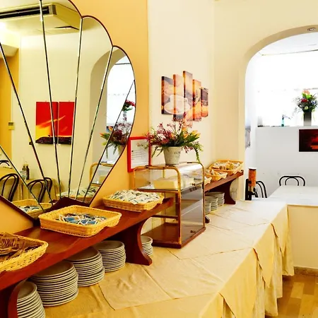 In Guest - New Cirene Big Quadruple Full Package Rimini